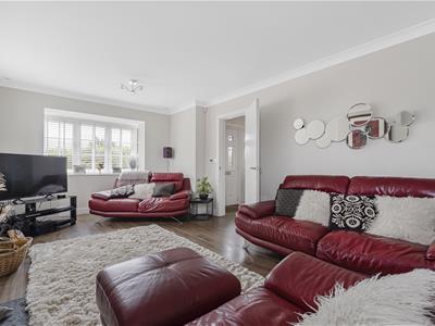 Sitting Room  Photo 2